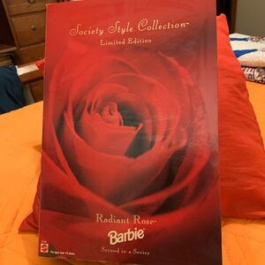Barbie Society Style Collection Radiant Red